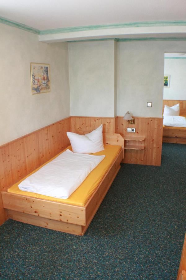 Hotel Rebstock Rust Pokój zdjęcie